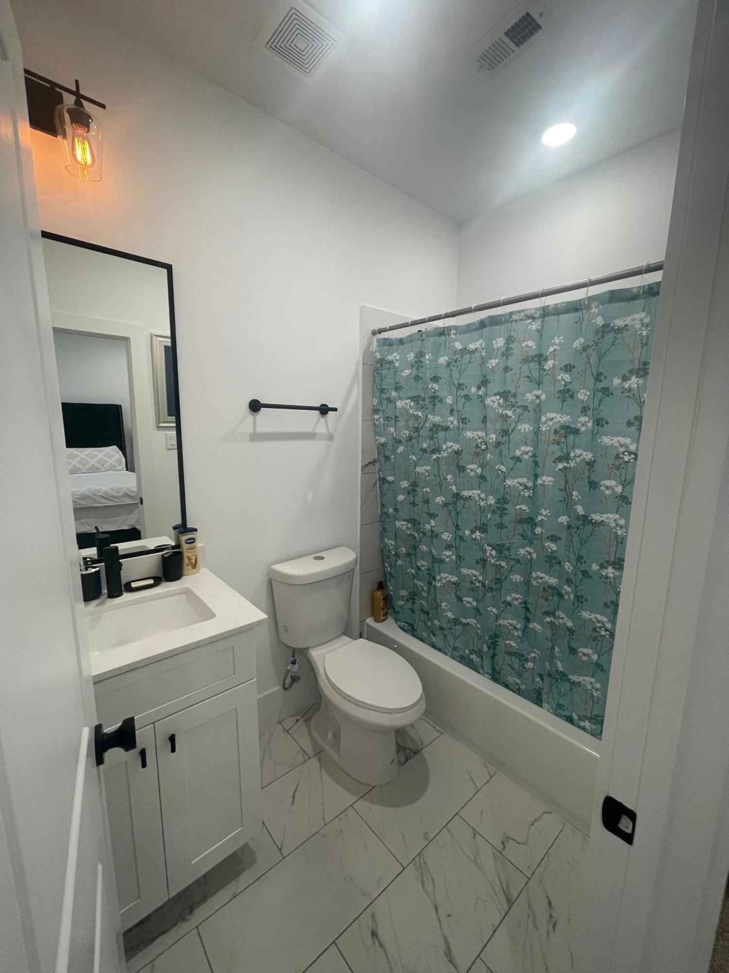 Comfortable 3 Bedroom - Heart Of Texas Medical Center Houston Zewnętrze zdjęcie